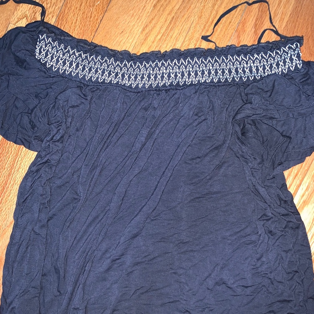 American Eagle off shoulder top